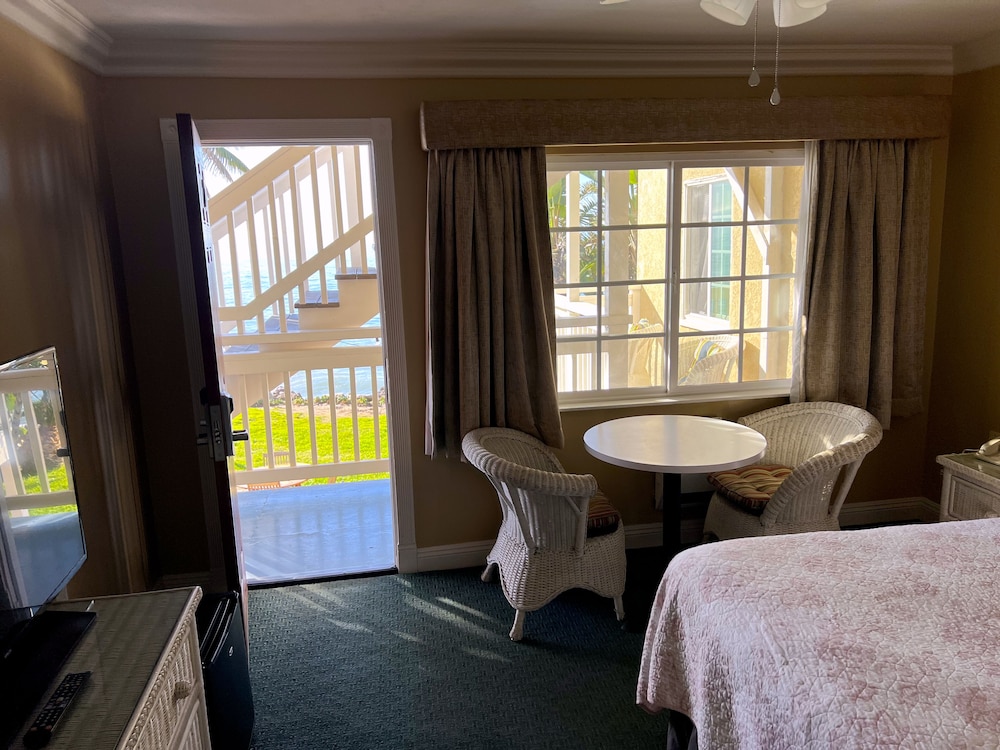 Cliff House Inn 34/71