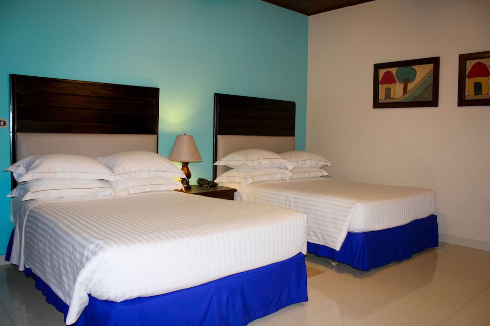 Barcelo Montelimar 12/48