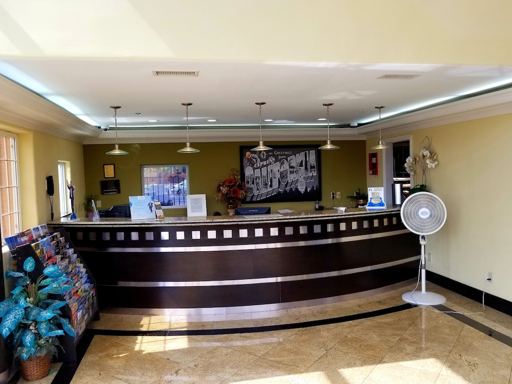 Super 8 By Wyndham Cypress Buena Park Area 9/44