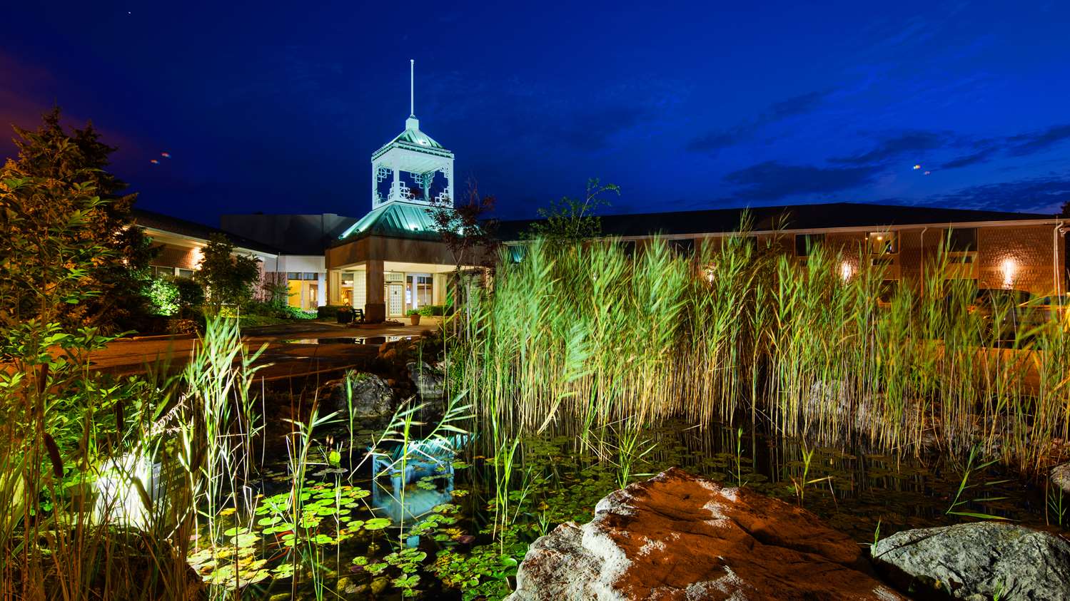 Best Western Plus Stoneridge Inn and Conference Centre 4/28