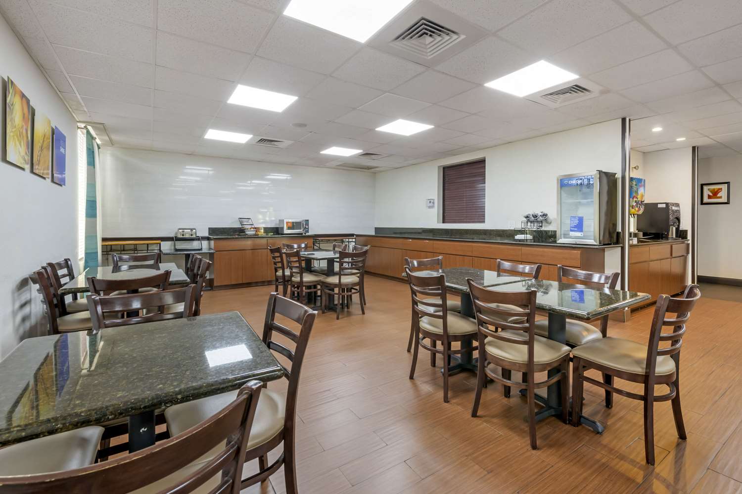 Comfort Inn & Suites Fort Lauderdale West Turnpike 22/32