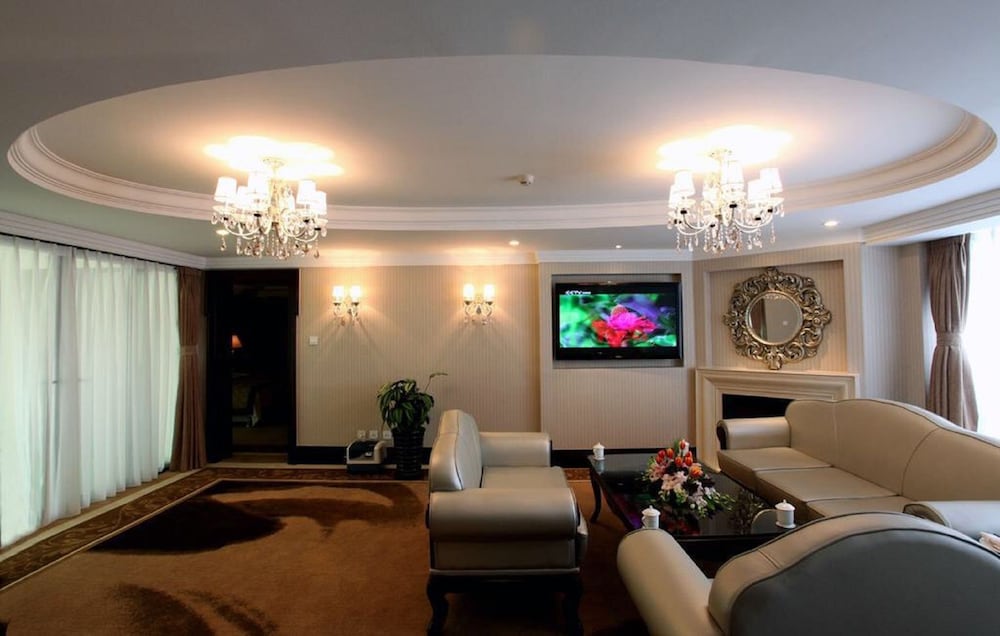 Beijing Continental Grand Hotel 30/47