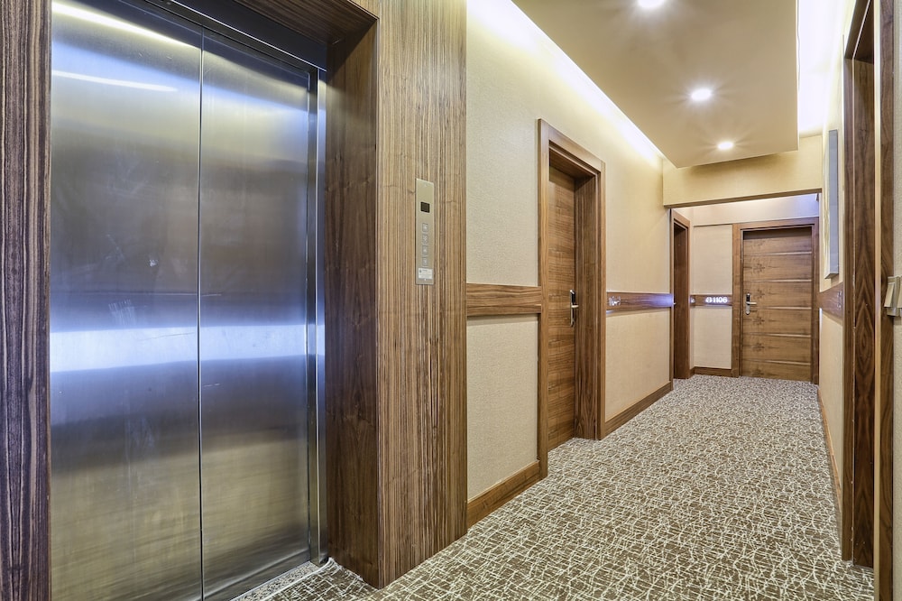 City Hotel Residence 23/42