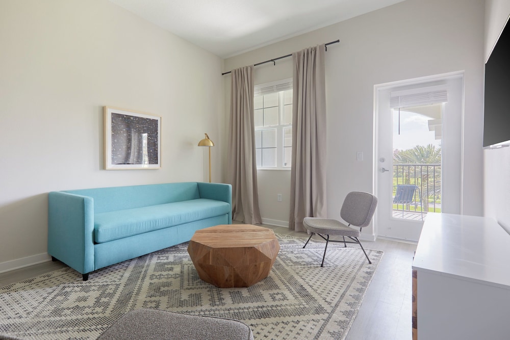 Sonder Vista Cay 33/50
