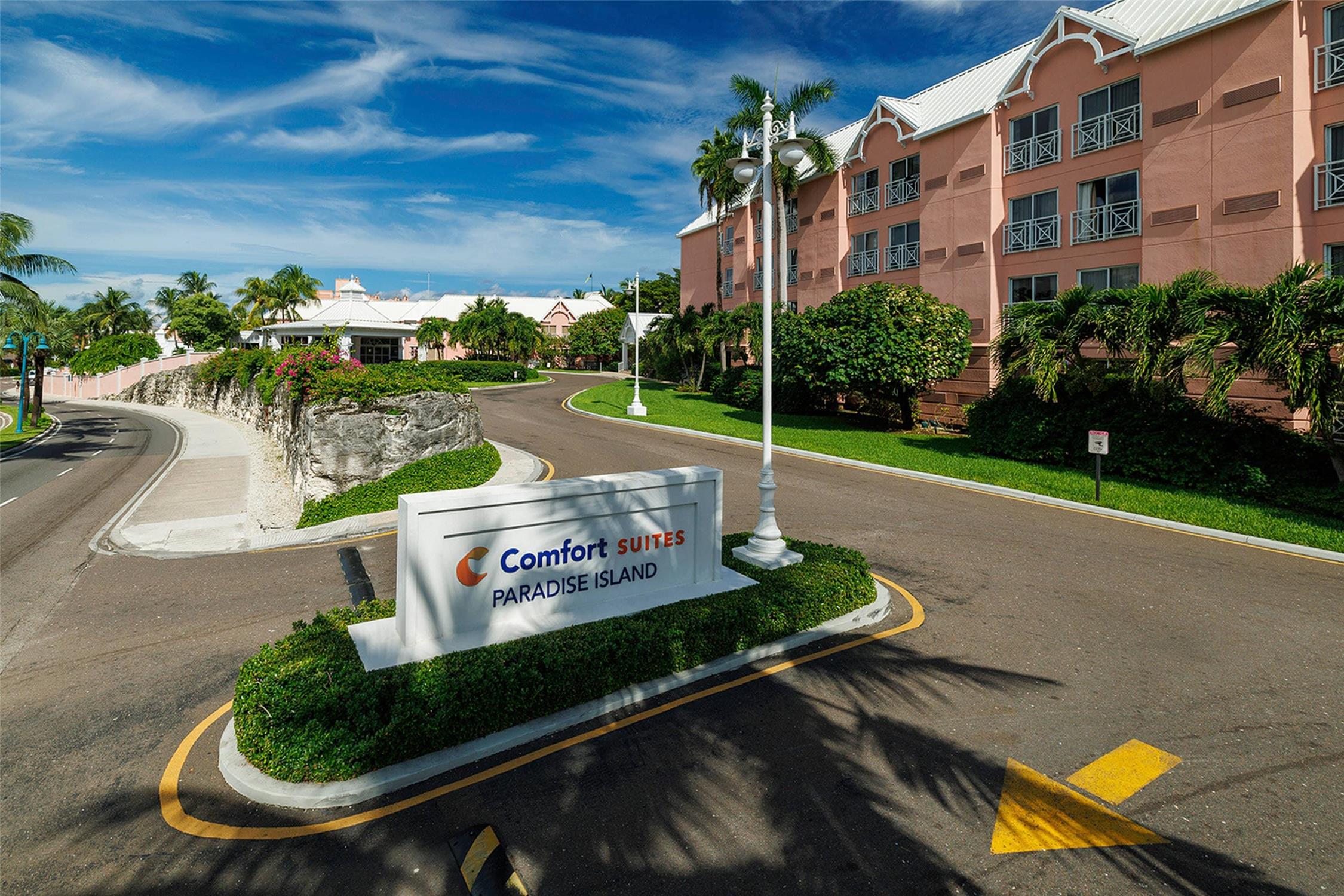 Comfort Suites Paradise Island 52/55