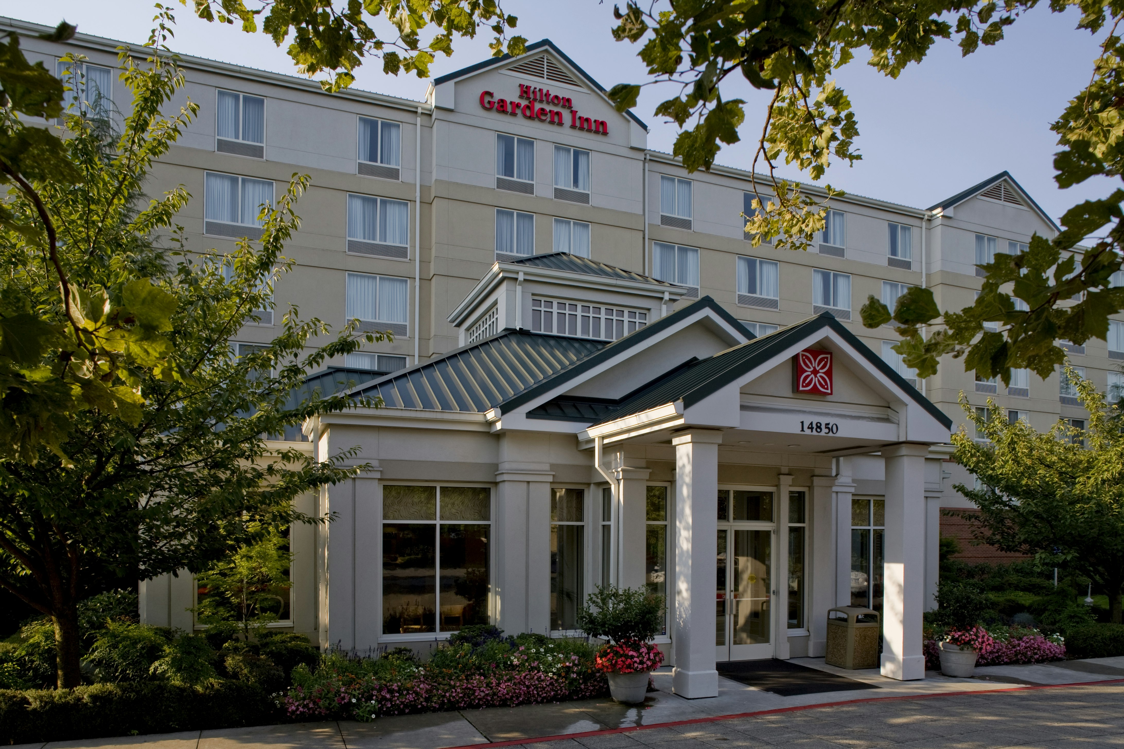 Hilton Garden Inn Portland-Lake Oswego 1/16