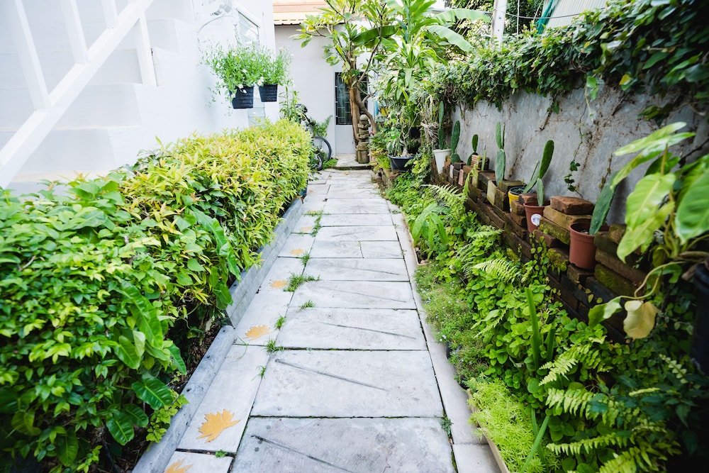Sabuy Chiangmai Bed & Breakfast 67/73