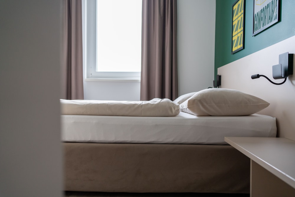 SLEEEP HOTEL Ansfelden 15/27