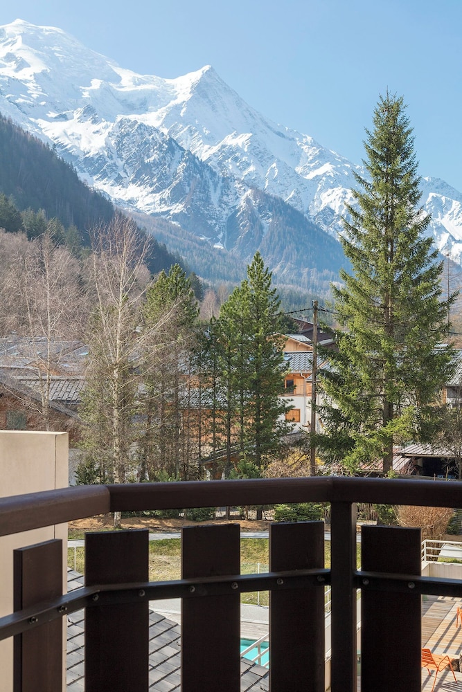Hotel Le Refuge Des Aiglons Formerly Best Western Hotel Les Aiglons Resort And Spa 63/69