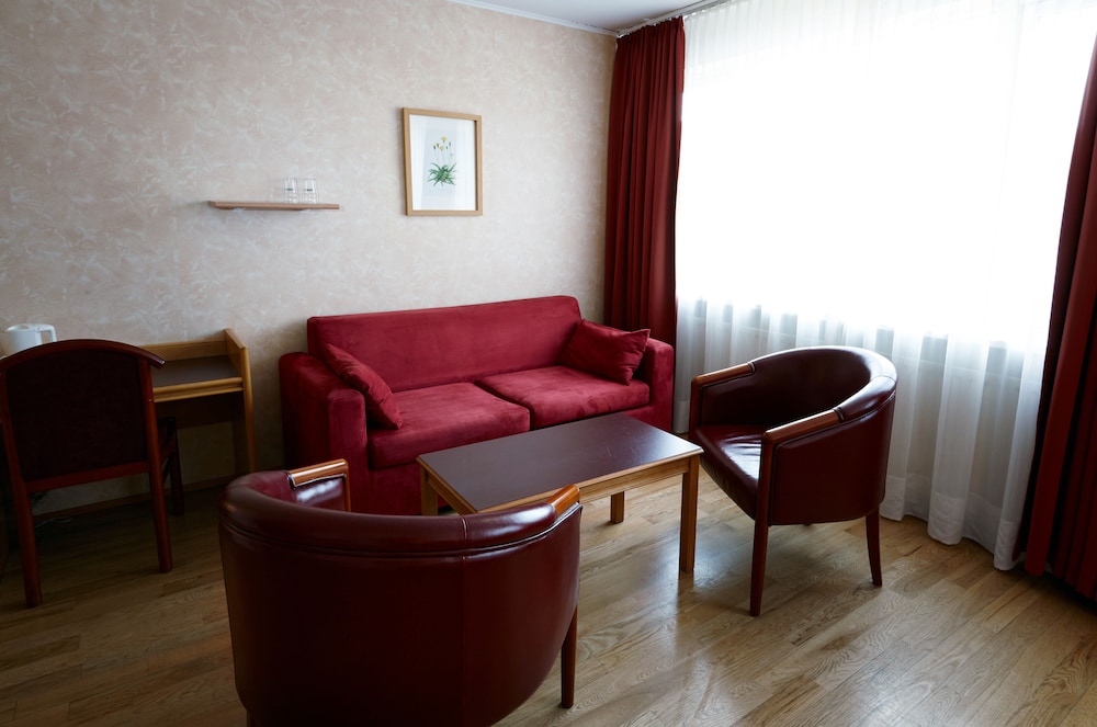 Fosshotel Raudara 38/55