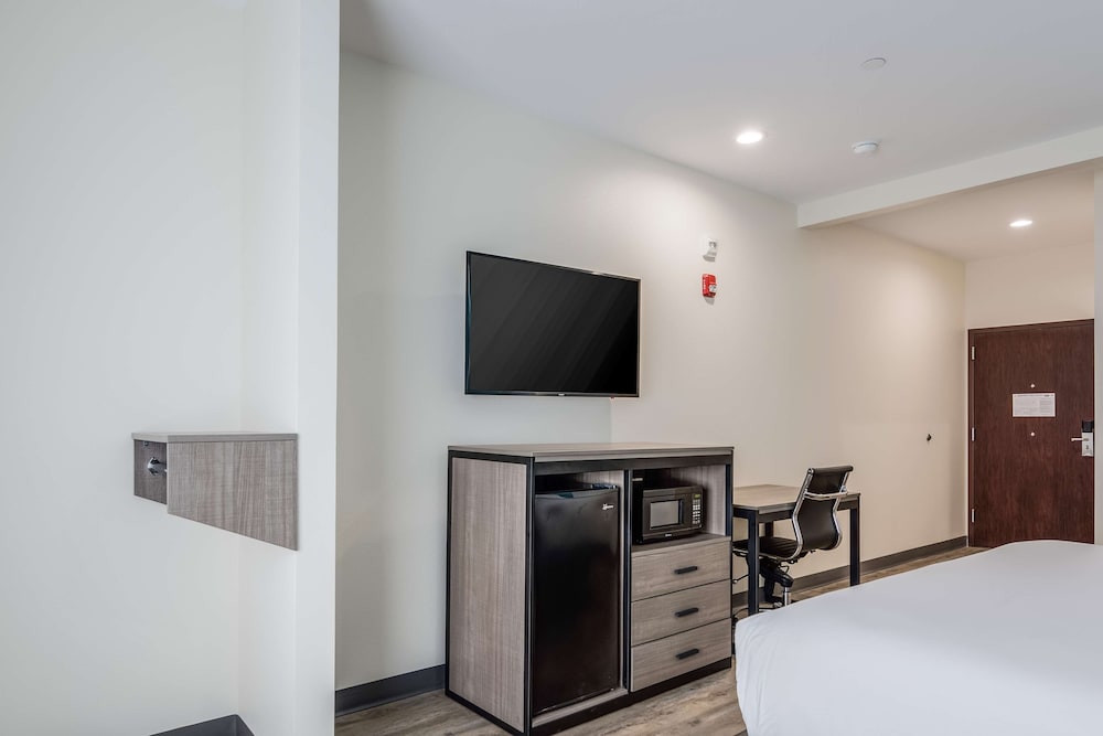 Red Lion Inn & Suites Katy 30/39