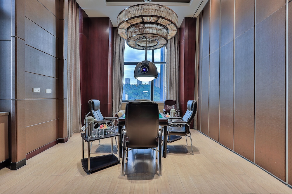 Tonglu World Trade SSAW Boutique Hotel 56/65