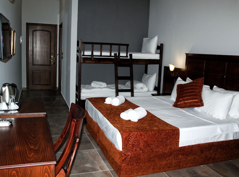 Paralia Beach Boutique Hotel 9/50
