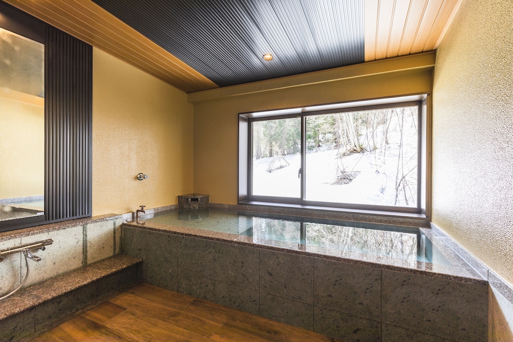 Tsuta Onsen 26/50