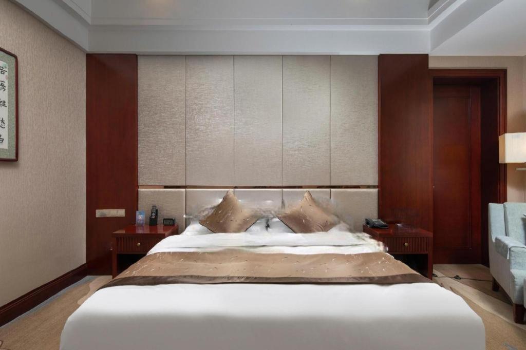 Liaoning Friendship Hotel 22/70