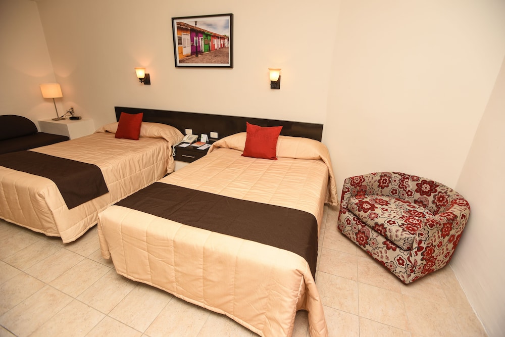 Howard Johnson by Wyndham Veracruz 8/33