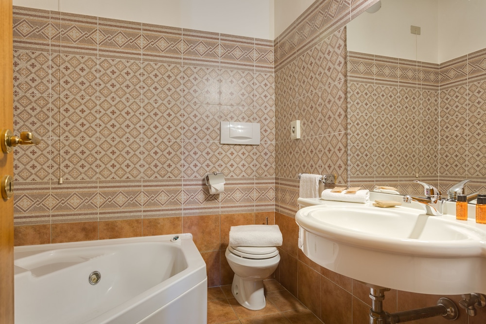 Hotel Residence San Gregorio 11/66