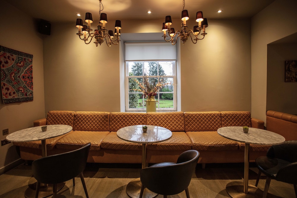 STRATHAVEN HOTEL 29/43