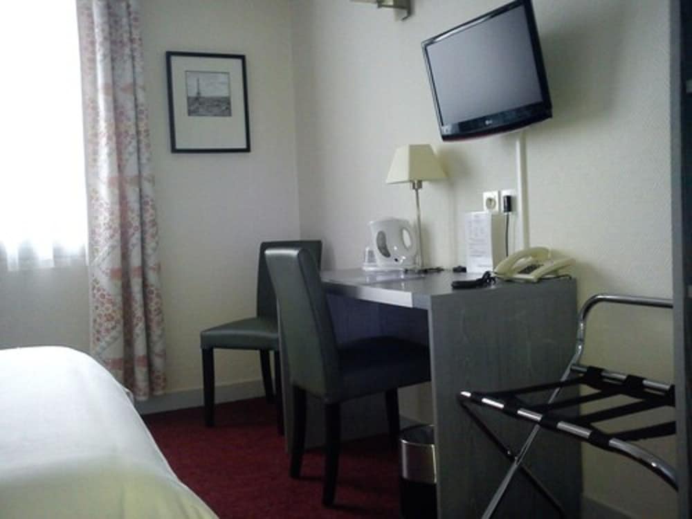 Hotel Carmin 22/28