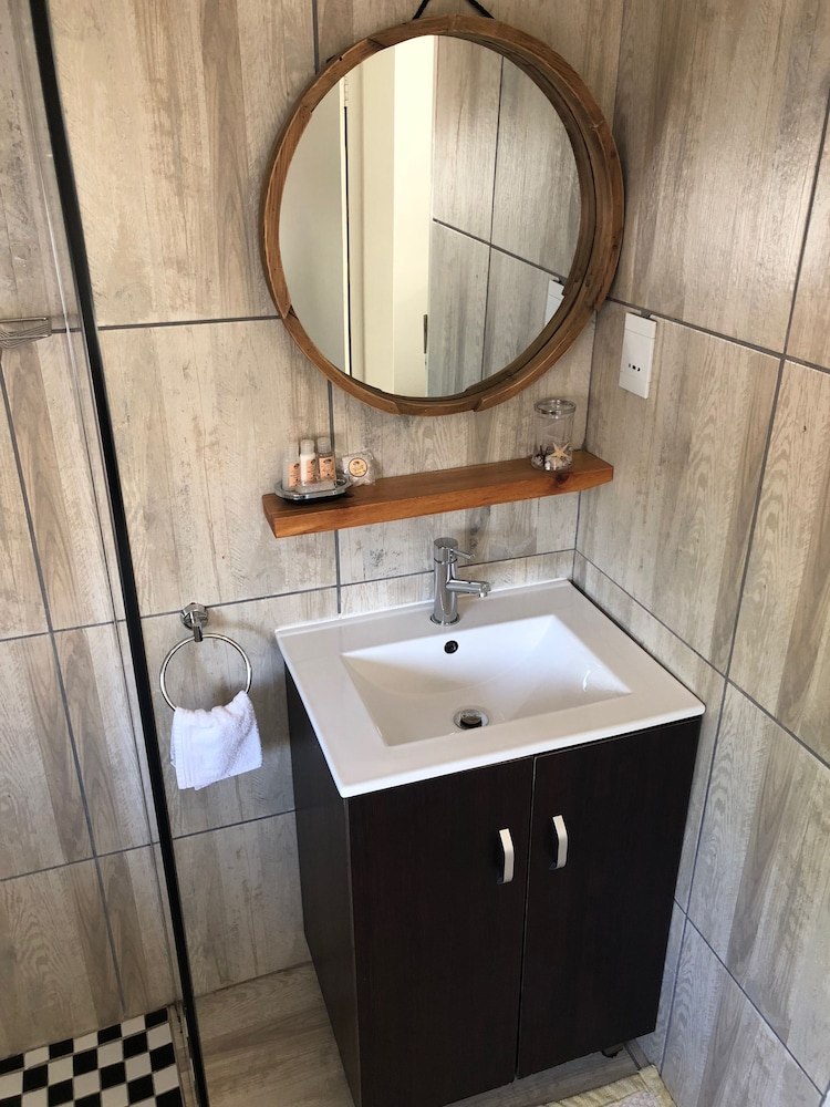 Muco Guest House 45/50