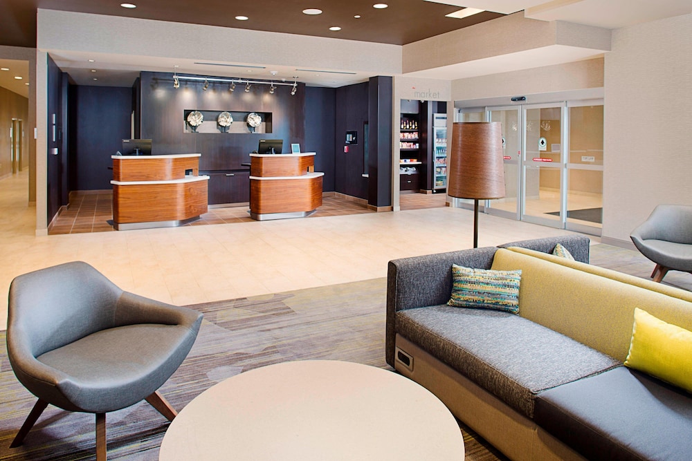 COURTYARD by MARRIOTT DALLAS CARROLLTON 20/49