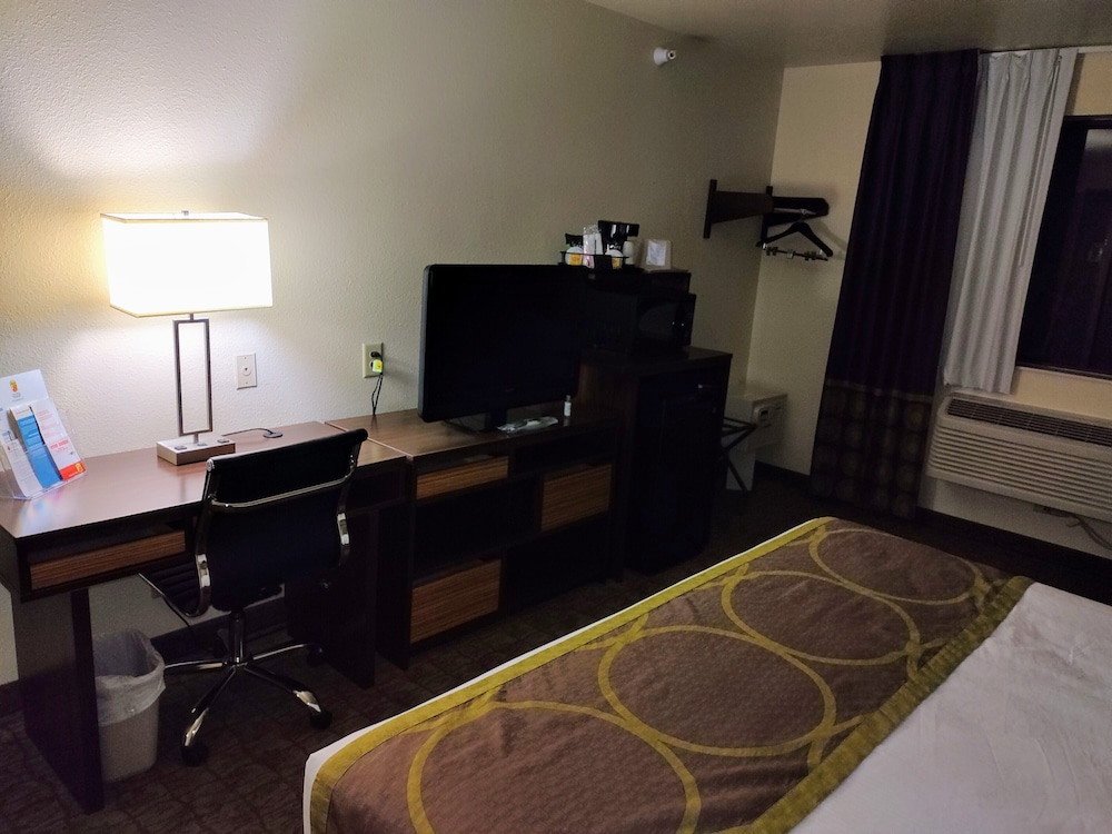 Super 8 By Wyndham Lebanon 26/32