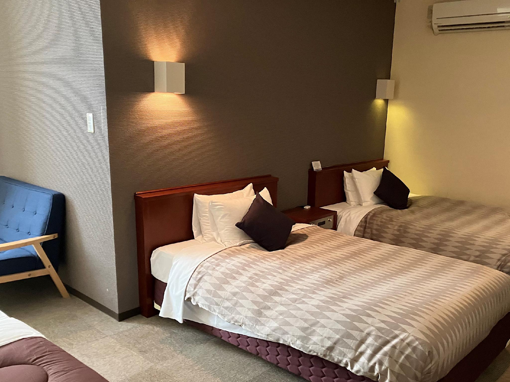 Semi Room, Triple, Single Bed, 2 Semi Double Beds