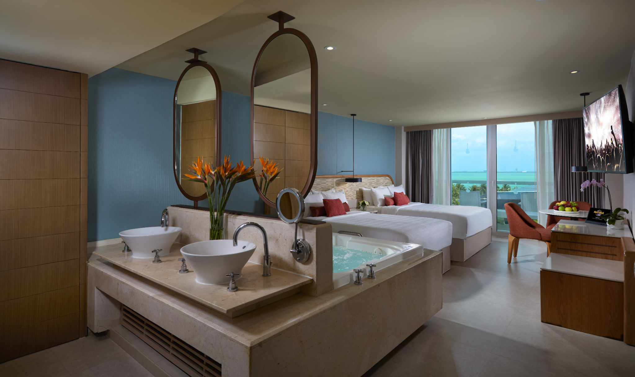 Hard Rock Hotel Cancun 80/80