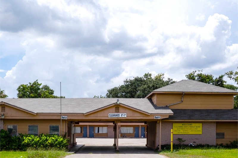 Capital O Parker Motel Clute Jackson Tx 332 in CLUTE - TX