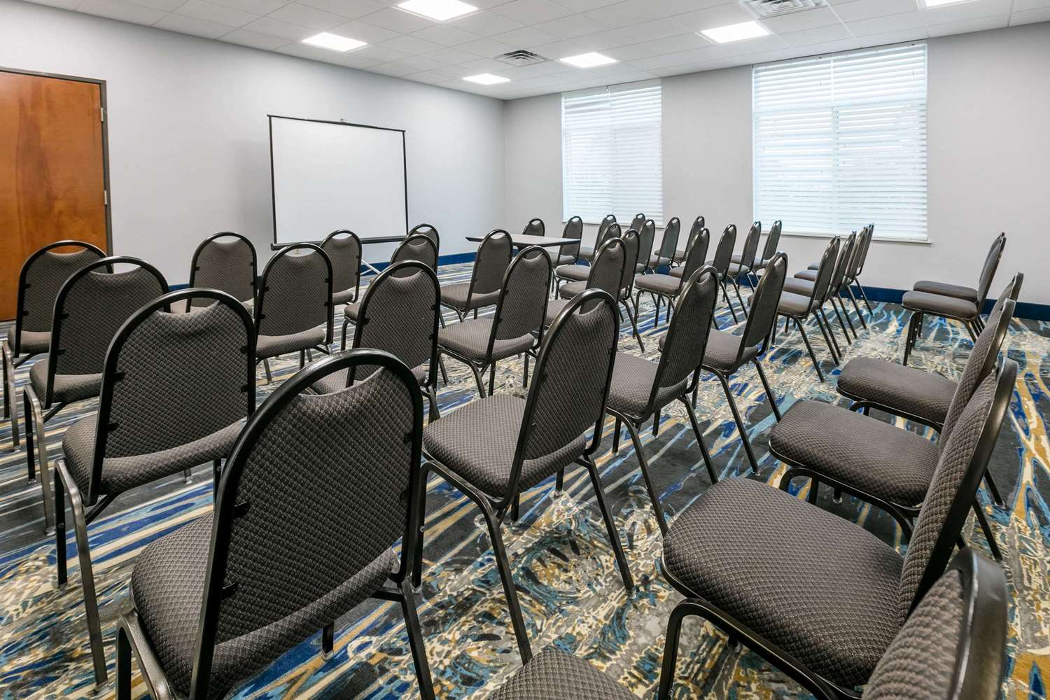 Wingate by Wyndham Dallas Love Field 13/18