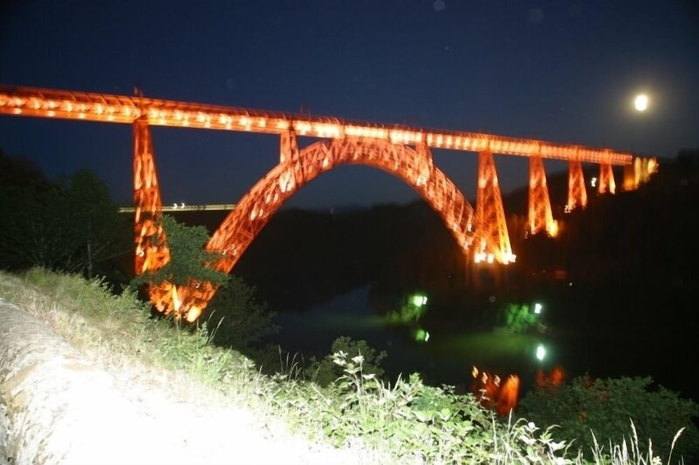 Garabit Hotel 23/29