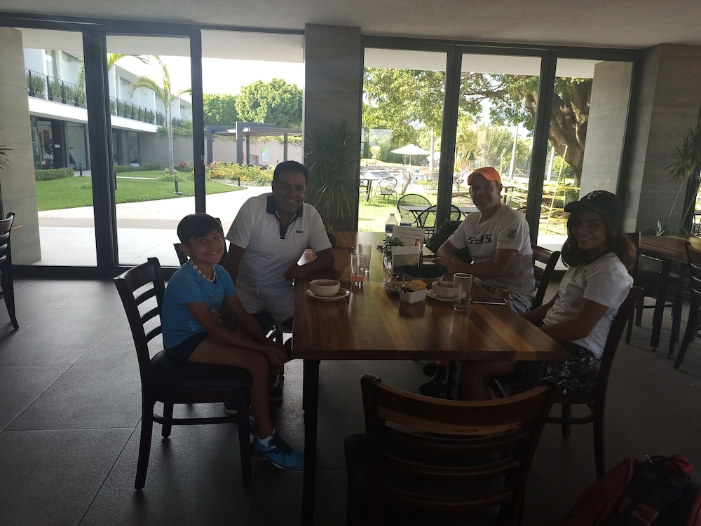 Villa Internacional De Tenis 31/50