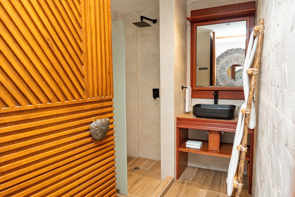 Akuazul Resorts Adults Only 21/50