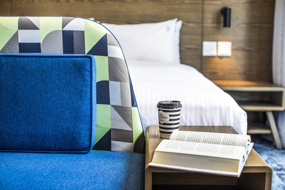 Holiday Inn Express Melbourne Little Collins 22/74
