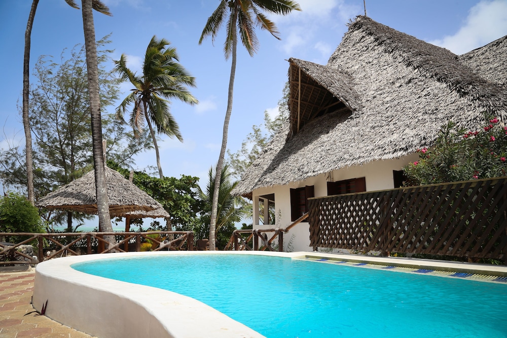 Kipepeo Lodge 16/21