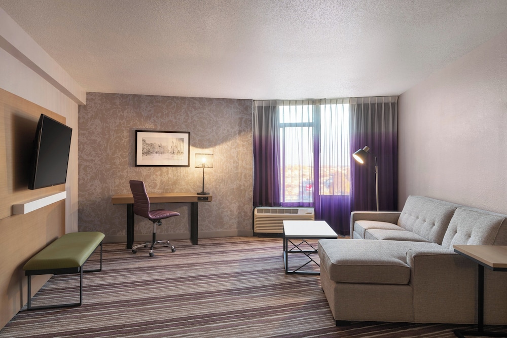Holiday Inn Philadelphia Arpt-Stadium Area 35/54
