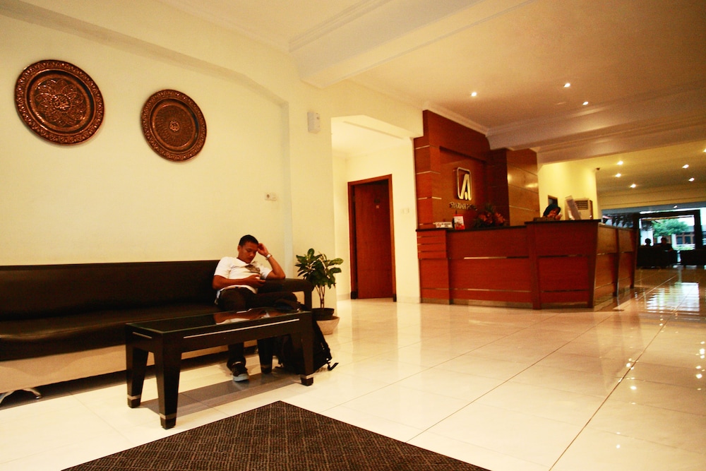 ARINI HOTEL 14/43