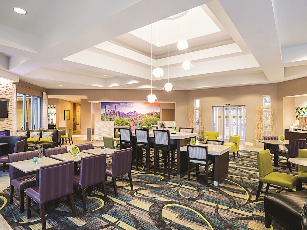 La Quinta Inn & Suites by Wyndham Phoenix Chandler 37/41
