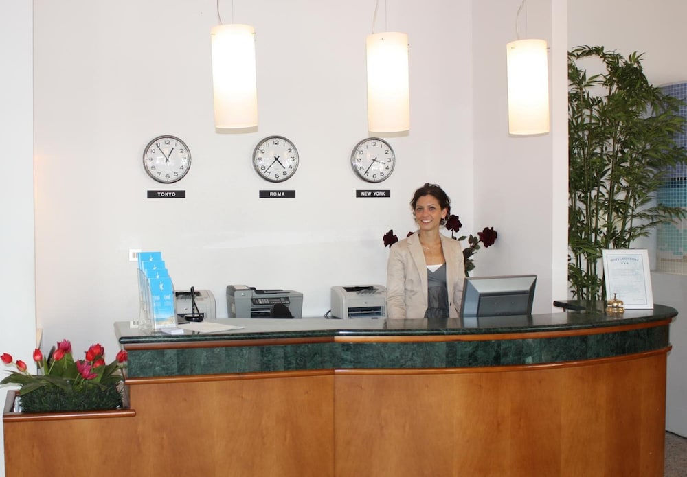 Hotel Confort photo5