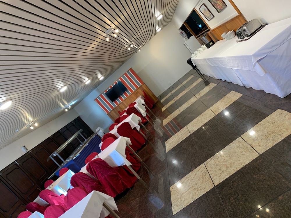 Airport Gateway Hotel 29/58