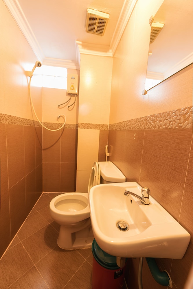 Neth Socheata Hotel 74/75