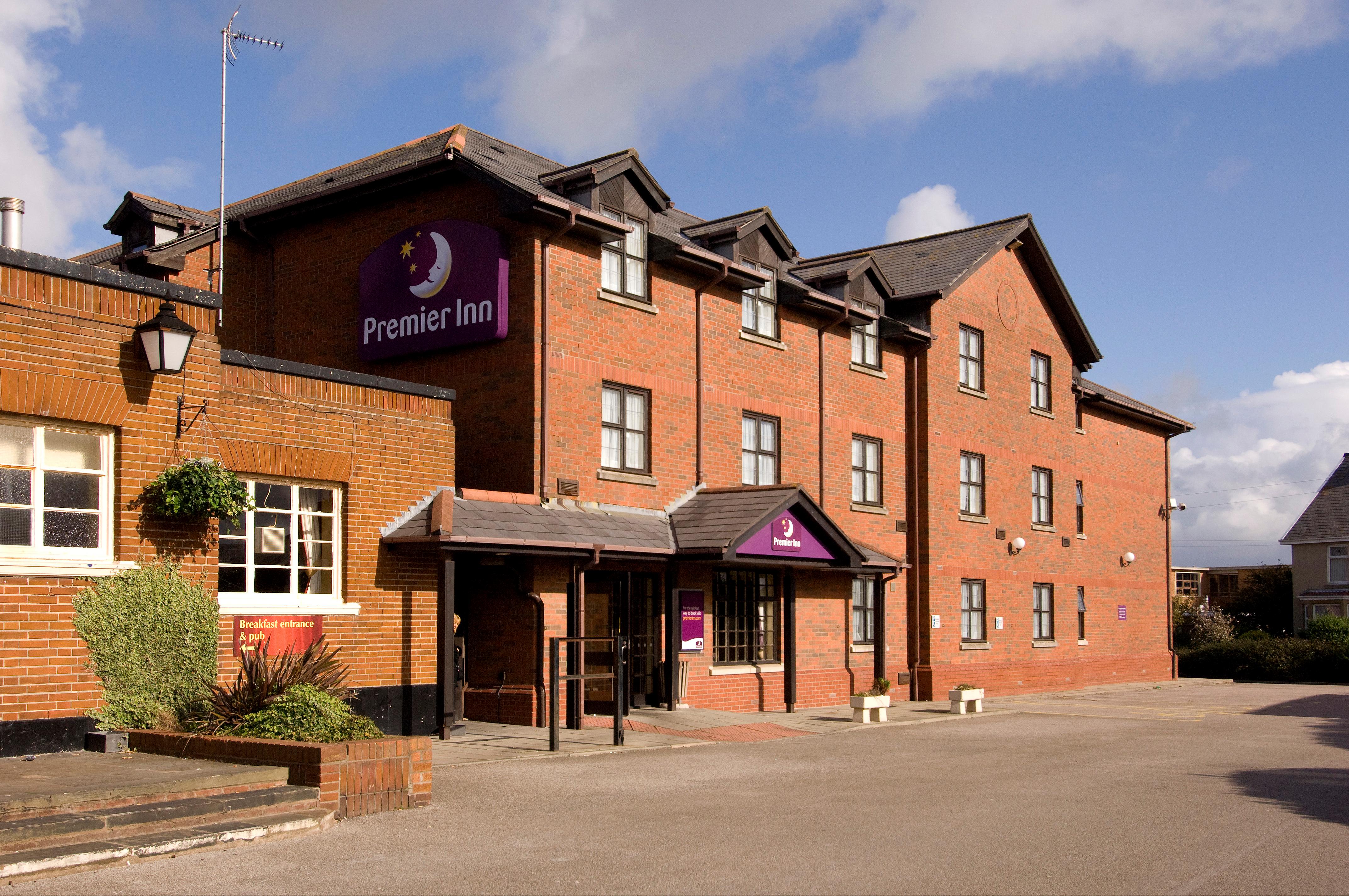 Premier Inn Blackpool Bispham 7/35