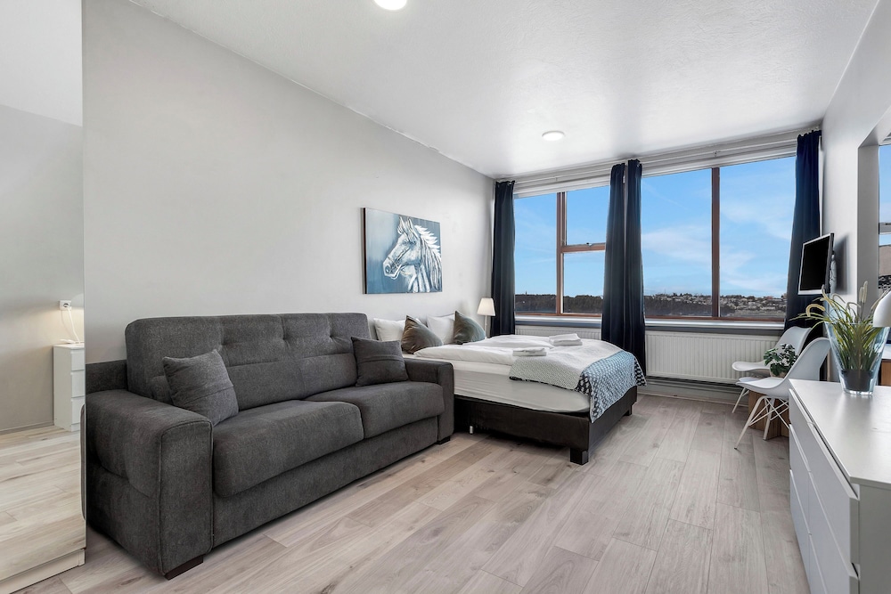 ICELAND COMFORT APARTMENTS 48/68