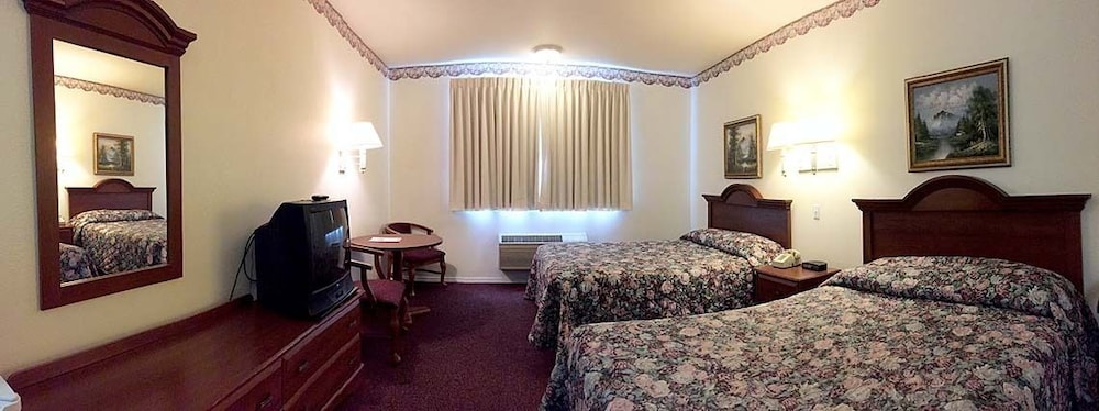 Lighthouse Inn 21/37