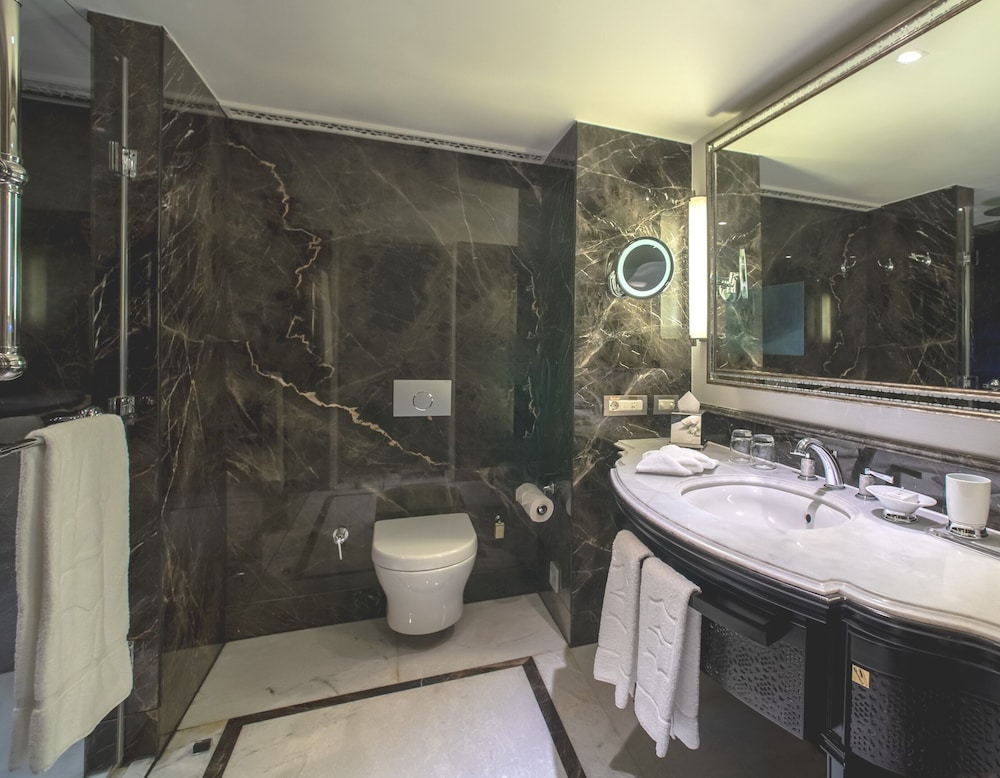 Shangri La Bosphorus Istanbul 48/50