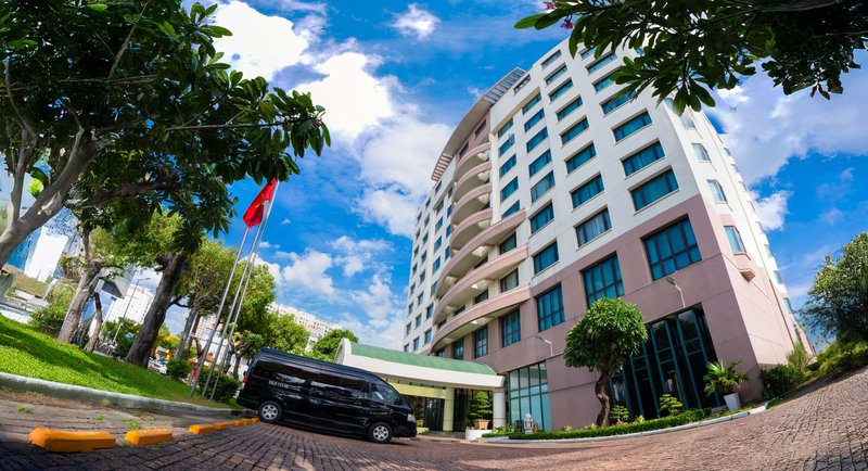 Garden Plaza Saigon 4/88
