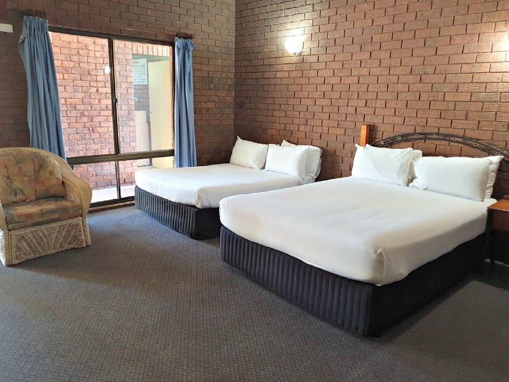 Knotts Crossing Resort 35/62