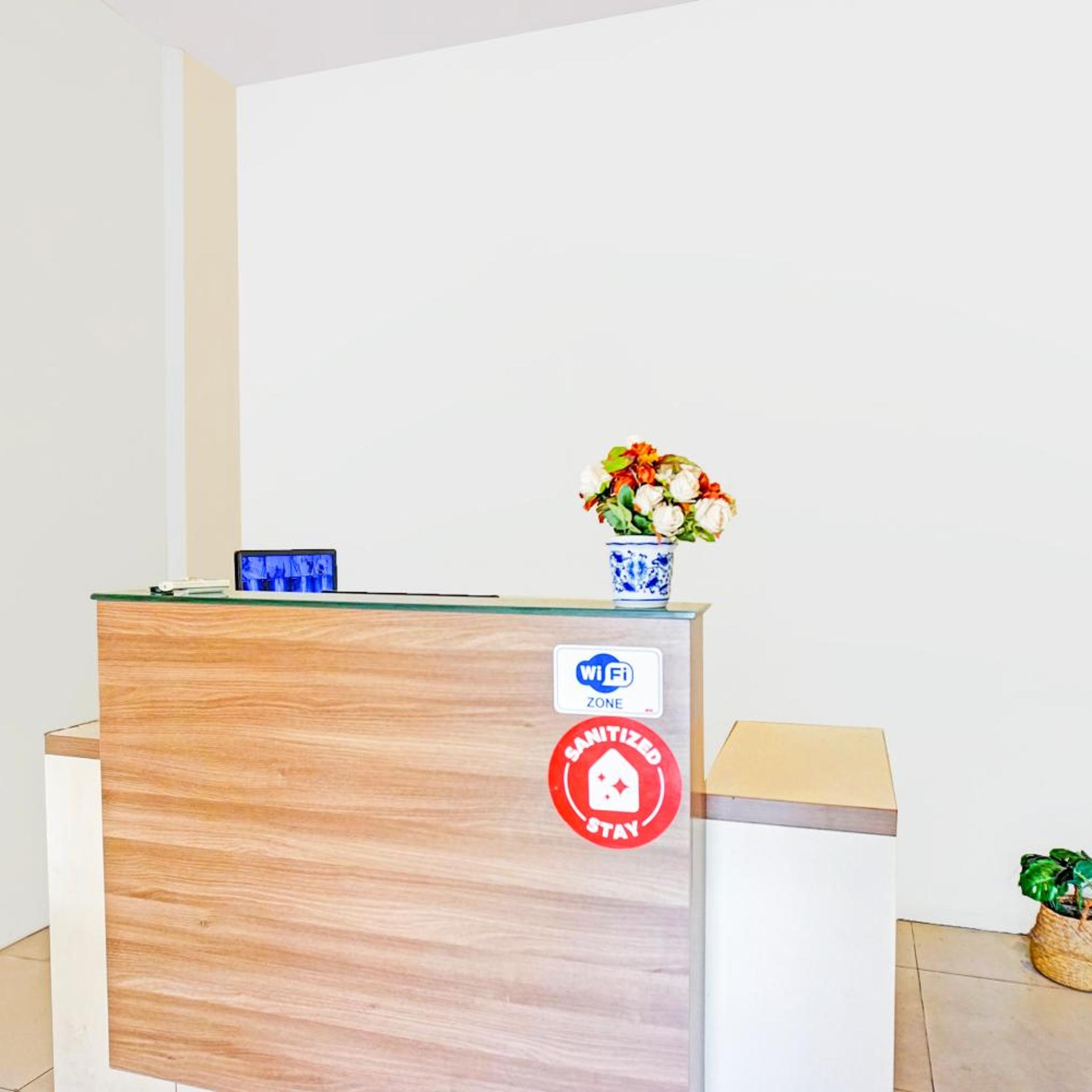 Lobby at Hotel O Mandala Near Universitas Negeri Medan ( UNIMED ), MEDAN
