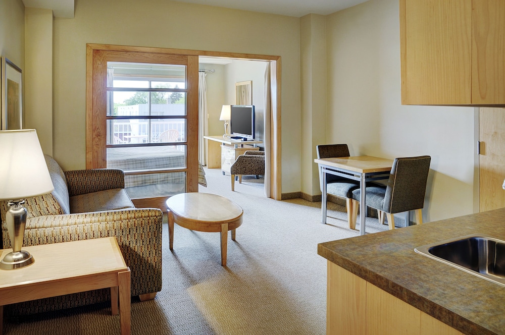 Lakeview Gimli Resort 17/36