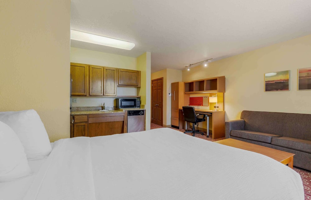 Towneplace Suites By Marriott Chantilly Dulles South 6/57